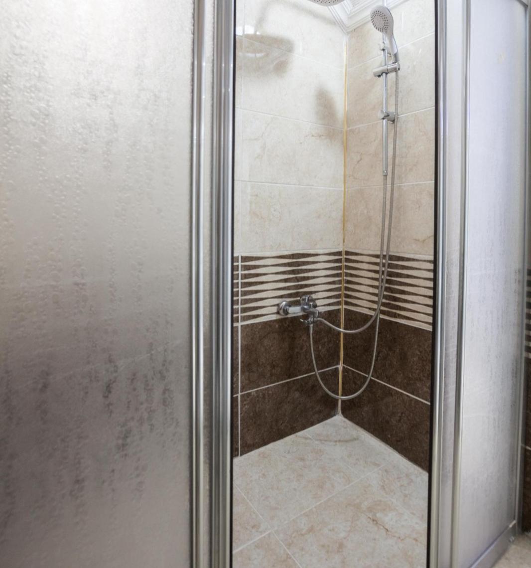 Ferienwohnung 5 Kisilik Huzurlu Stuedyo Daire Istanbul Exterior foto